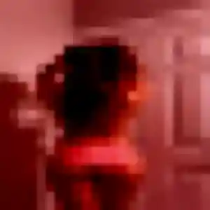 Aurelie, femme de 29 ans propose plan cul à Geville