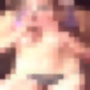 Sexy Louise, 23 ans à Geyssans - voir sa photo