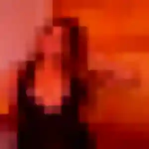 Edith, 23 ans, en ligne à Gizy pour un plan cul