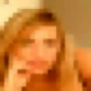 Sophie, femme de 23 ans propose plan cul à Gontaud-de-Nogaret