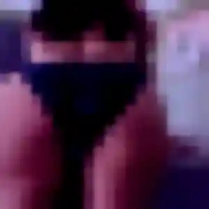 Alix, 32 ans, en ligne à Haudivillers pour un plan cul