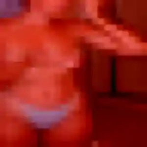 Découvre Charlene, 32 ans à Hauterive en privé