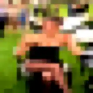 Yvette, femme de 31 ans propose plan cul à Hédé-Bazouges