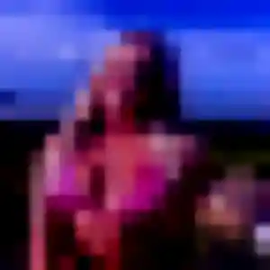 Julie (27 ans) à Hérouvillette cherche un plan cul maintenant