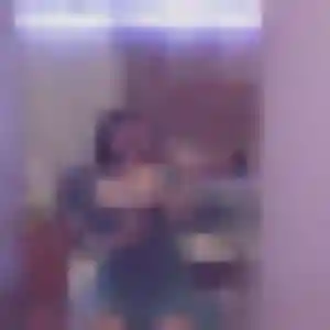 Ursule, 32 ans, connectée à Hon-Hergies pour une rencontre coquine