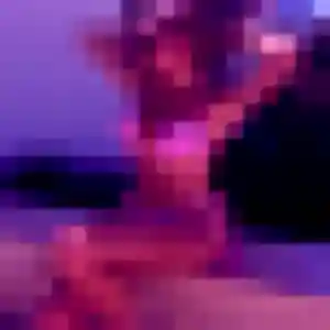 Rejoins Laure, 22 ans à Hondainville gratuitement