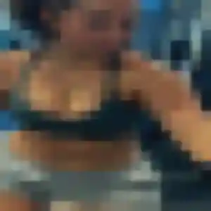 Isabelle, fille de 42 ans propose plan cul à Humes-Jorquenay