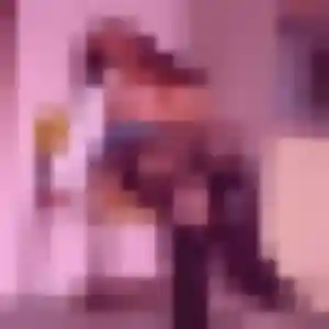 Contacte Elsa, 34 ans à Inchy en privé