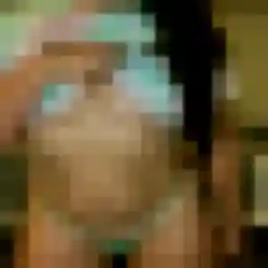 Sixtine, femme de 32 ans propose plan cul à Isigny-le-Buat