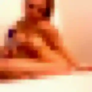 Corinne, 34 ans, veut un plan cul à Issoire
