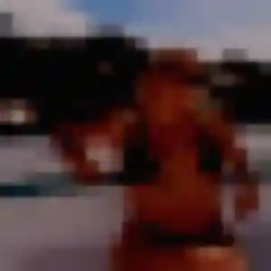 Sexy Corinne, 23 ans à Jau-Dignac-et-Loirac - la contacter