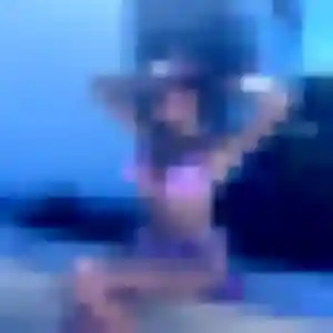 Lena, 24 ans, dispo pour plan cul à Jauldes