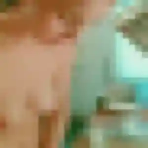 Photo sexy de Clotilde, 22 ans à Jayat - plan discret