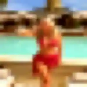 Muriel, fille de 23 ans cherche plan cul à Juillac