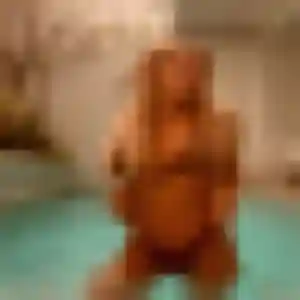 Lucie, 23 ans, connectée à Kerbach pour une rencontre coquine