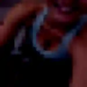 Celine (44 ans) à La Bonneville-sur-Iton attend une rencontre ce soir