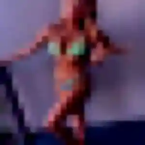 Jennifer, 26 ans, en ligne à La Celle-Saint-Cloud pour une rencontre coquine
