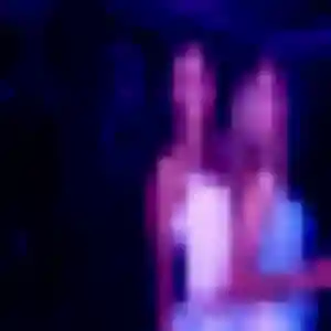 Lena (22 ans) à La Celle-sur-Loire propose une rencontre rapidement