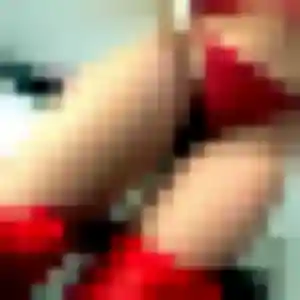 Noemie, 34 ans, connectée à La Chambre pour une rencontre coquine
