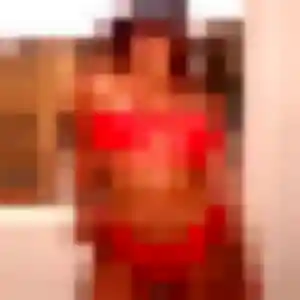 Photo de Bertille à La Croix-en-Touraine (34 ans) - plan cul anonyme