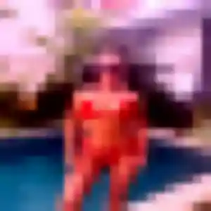 Photo sexy de Ludivine, 25 ans à La Falaise - plan discret