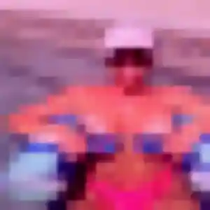 Berthe, fille de 30 ans veut plan cul à La Fontaine-Saint-Martin