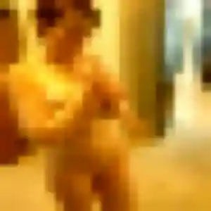Octavie (41 ans) à La Gresle cherche une rencontre maintenant