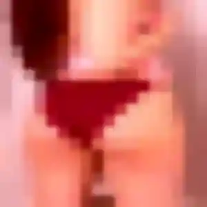 Rencontre Zina, 27 ans à La Laupie en privé