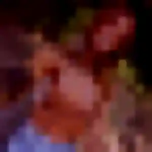 Sexy Flore, 32 ans à La Londe-les-Maures - voir sa photo