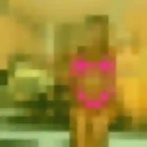 Photo privée de Sabrina, 26 ans à La Lucerne-d'Outremer - plan discret