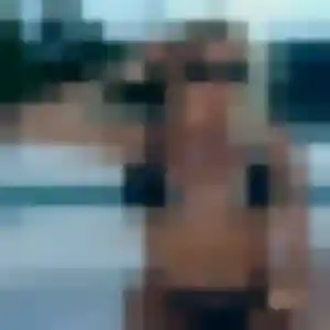 plan cul à La Neuville-Chant-d'Oisel : profil de Thais, 34 ans - accès libre