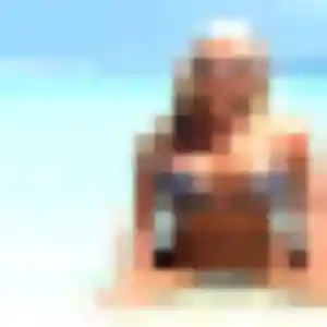 Photo de Irina à La Rivière-Saint-Sauveur (27 ans) - plan cul anonyme