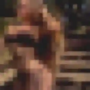 Arlette, femme de 22 ans cherche plan cul à Lacanau
