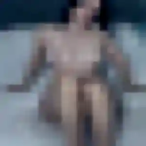 Constance de Lafeuillade-en-Vézie, 22 ans - plan cul en toute liberté