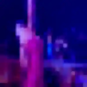 Faustine, 25 ans, connectée à Laillé pour une rencontre coquine