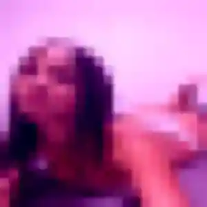 Nina, fille de 26 ans cherche plan cul à Lanhouarneau