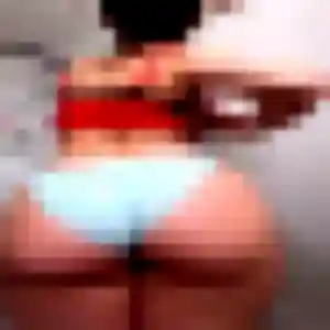 Mathilde, 31 ans, en ligne à Lanouaille pour un plan cul