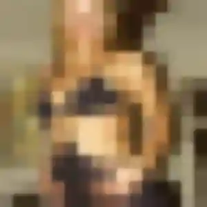 Adeline, 29 ans, connectée à Lapte pour une rencontre coquine