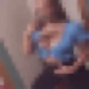 Rejoins Celeste, 30 ans à Lapte en privé