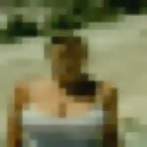 Charmante Adeline, 23 ans à Laudun-l'Ardoise - voir sa photo