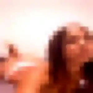 Rejoins Alix, 25 ans à Lavancia-Epercy gratuitement