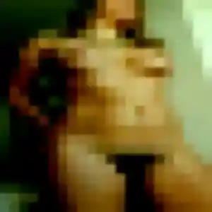 Photo de Orianne à Le Beausset (34 ans) - plan cul anonyme