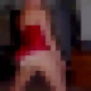 Margaux de Le Champ-près-Froges, 26 ans - plan cul discret