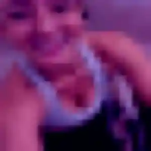 Découvre Clara, 32 ans à Le Châtelet-sur-Retourne en privé