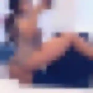 Elsa, femme de 26 ans veut plan cul à Le Fœil