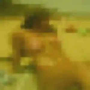 Noella, femme de 43 ans veut plan cul à Le Lesme