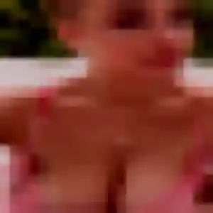 Rejoins Zelie, 34 ans à Le Mené en privé