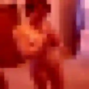 Photo exclusive de Isaure, 37 ans à Le Mesnil-au-Val - plan discret