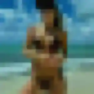 Photo privée de Yvonne, 22 ans à Le Pian-sur-Garonne - rencontre coquine