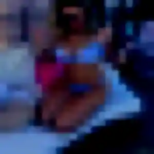 Tessa, 34 ans, dispo pour plan cul à Le Plessis-Grammoire